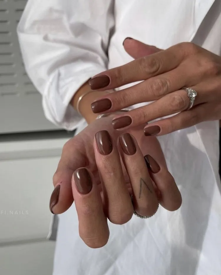 short square chocolate brown old m oney nails fall manicure ideas