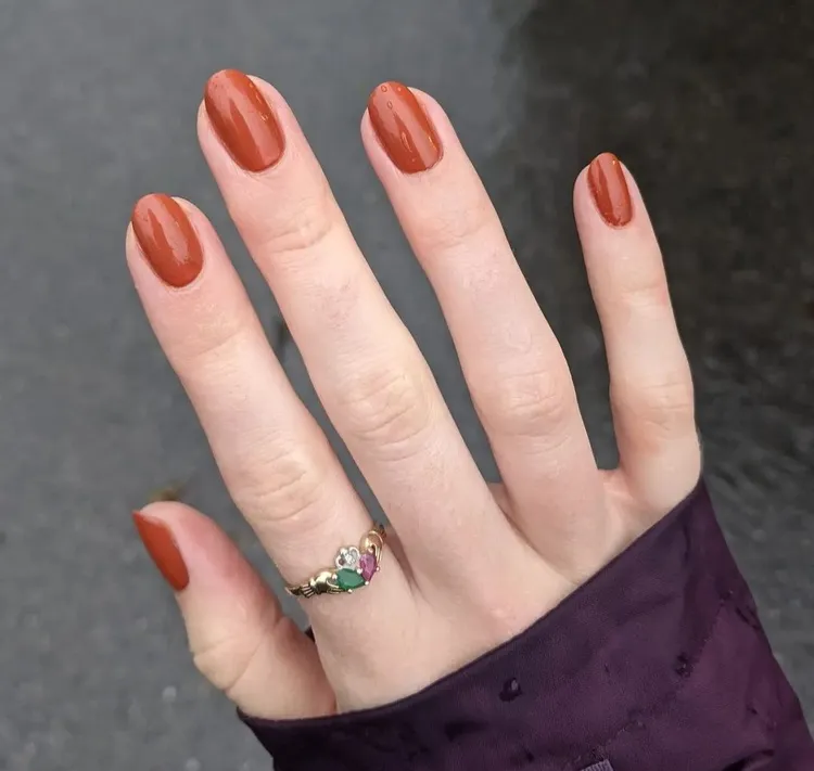 simple burnt orange short oval nails fall manicure