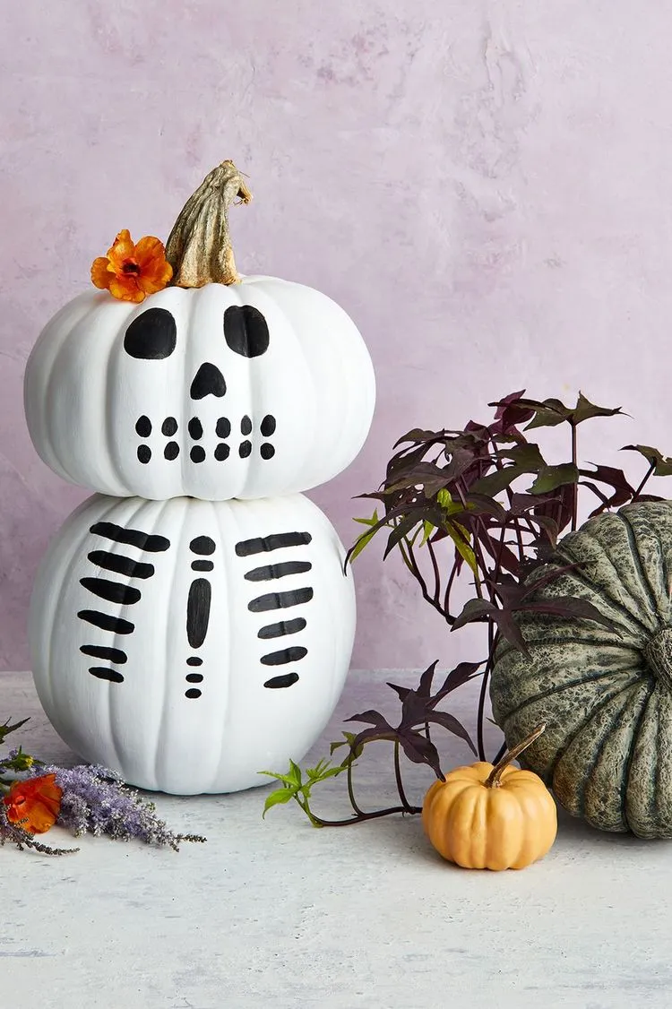 skeleton pumpkin for halloween