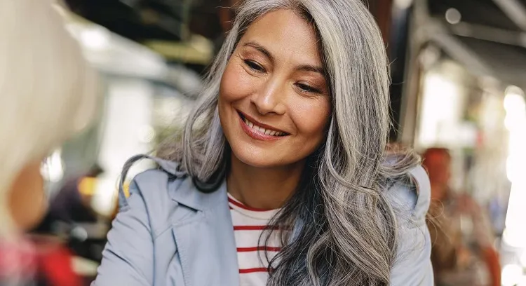 the best highlights for grey hair over 50