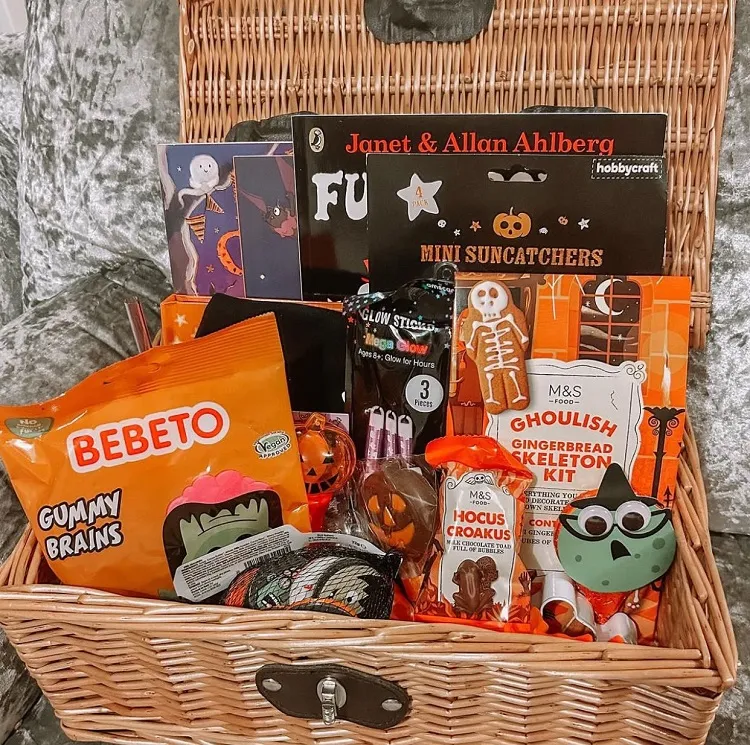 what goes in a boo basket for a baby or toddler
