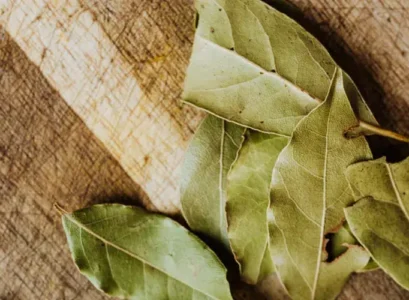 bay leaves in the fridge