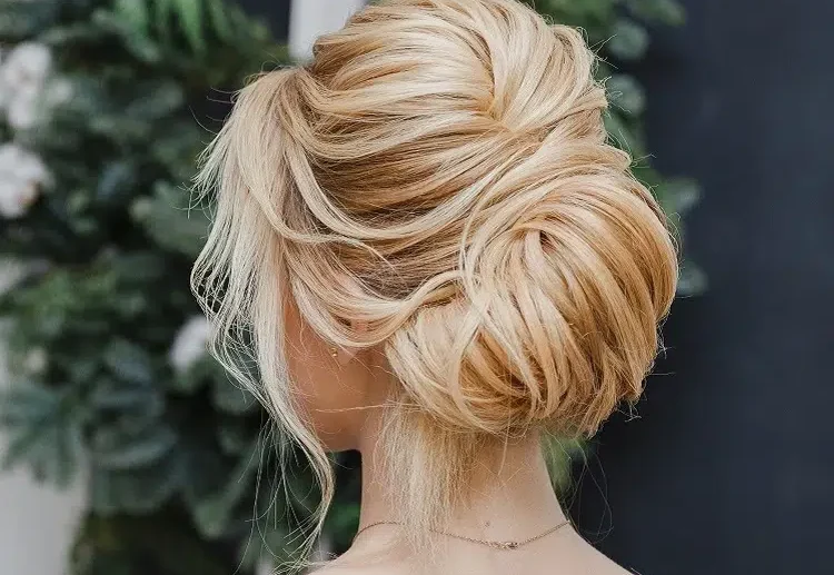 bun hairstyles for women over 50 depending on occasion