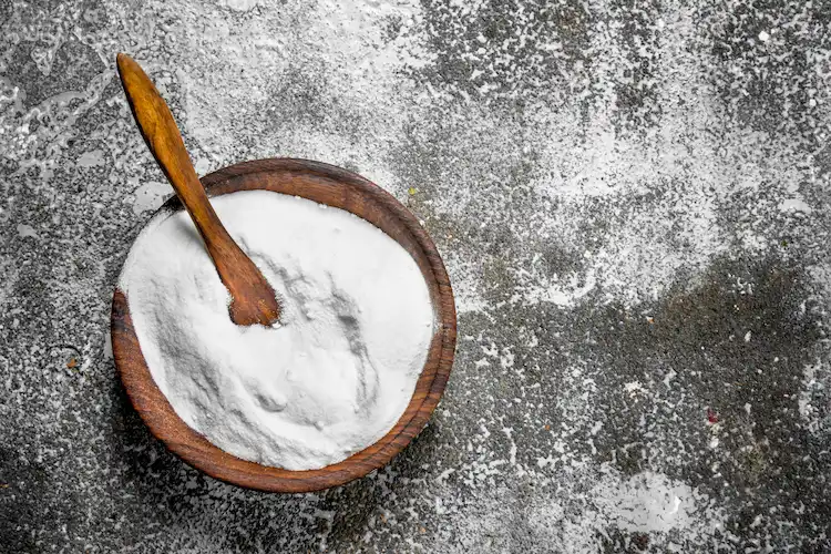 how does baking soda affect the skin