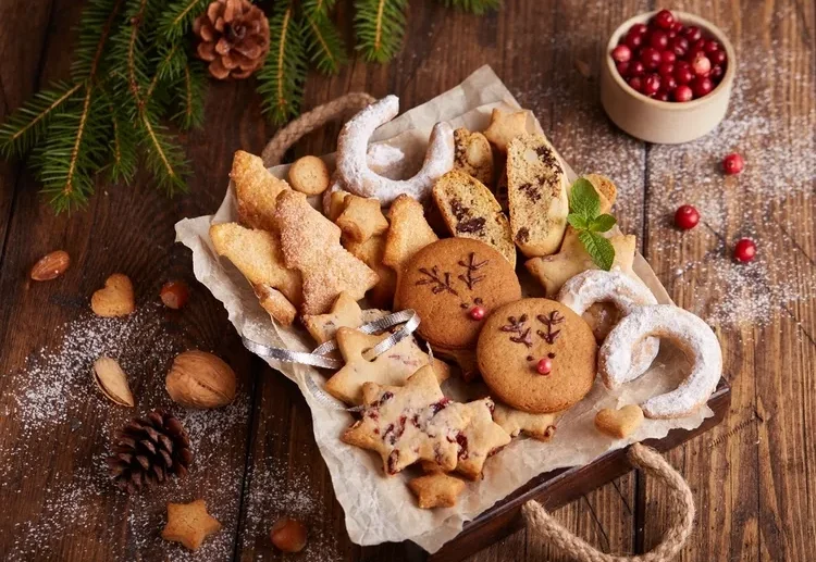 how to store christmas cookies properly