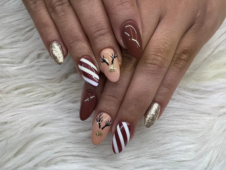 abstract brown beige christmas nails design idea minimalist reindeer decoration