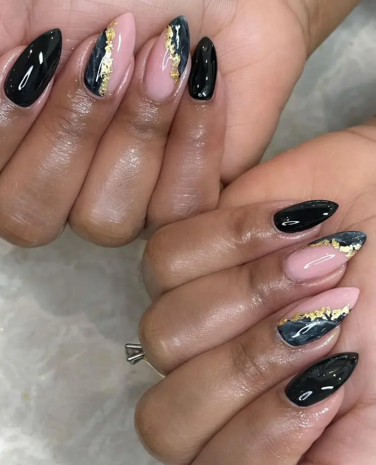 black gold manicure trend new years eve 2024
