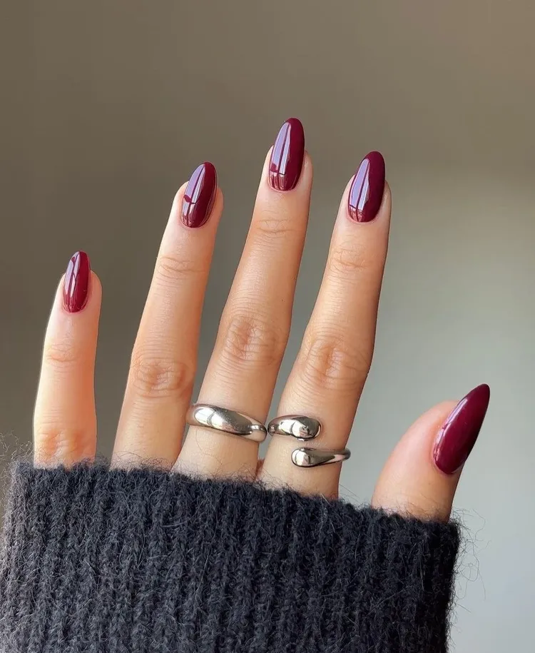 burgundy red nail art winter 2023 almond nails