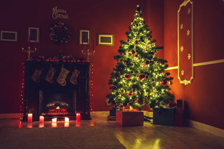 christmas tree presents candles stockings mantel decor elegant classy