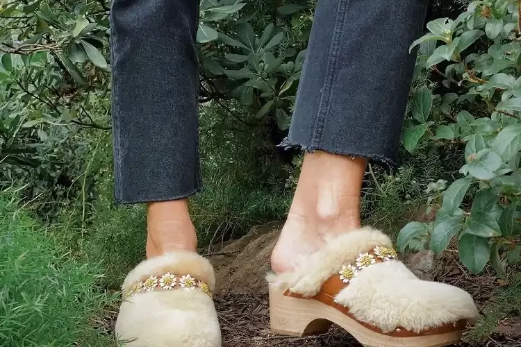 How To Wear Clogs 2025 Tabby Shayna