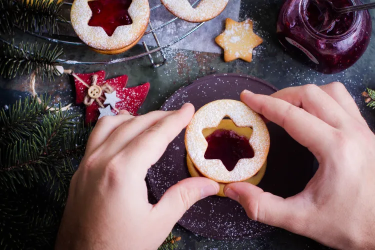 grandma linzer cookies tips christmas cookie cutting out