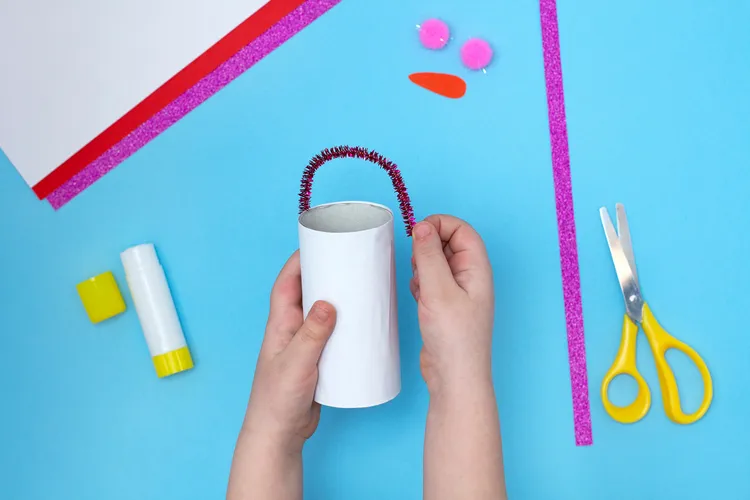 how to make toilet paper roll snowman crafts for preschoolers