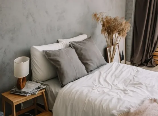 making a bedroom cozy on a budget bedding in neutral colors organic materials