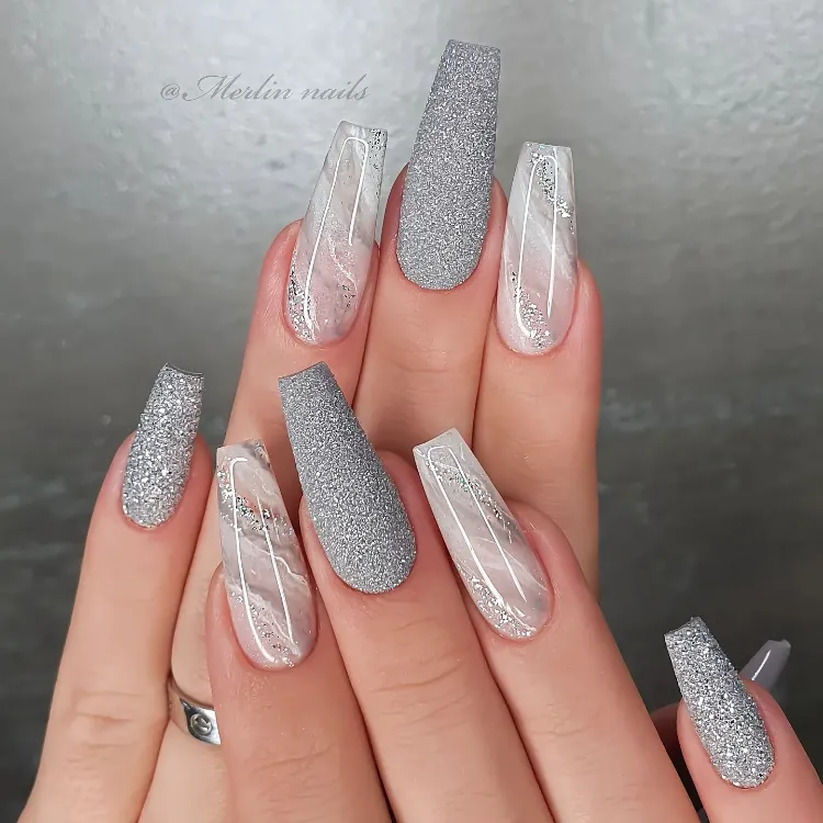 marble nail art grey silver glitter christmas manicure winter 2023