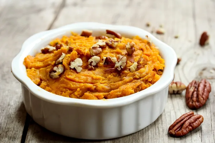 mashed sweet potato with pecans appetizer for thanksgiving