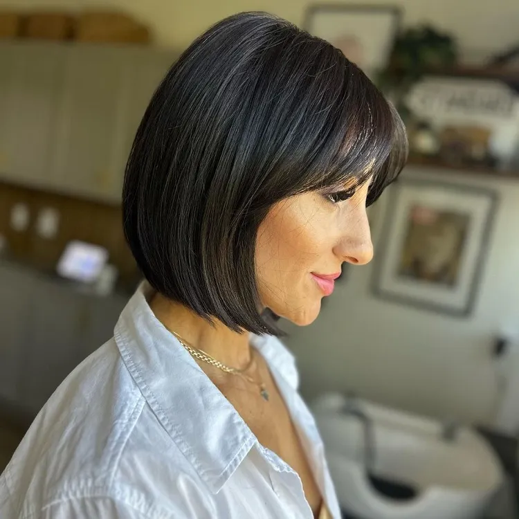 short bob with curtain bangs for elongated face
