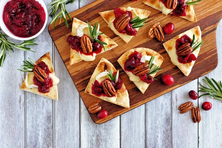thanksgiving appetizers with gourmet cheese and sauce snacks