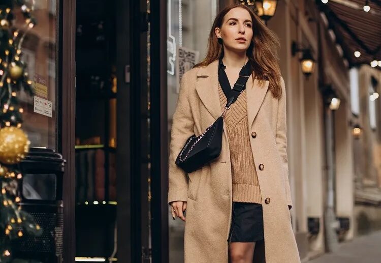 wearing short skirt in the winter styling ideas knitted sweater long trench coat platform combat boots fall winter fashion 2023