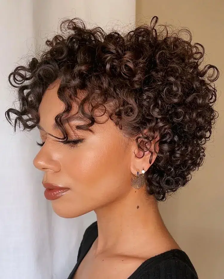 which hairstyle trend 2023 2024 for curly hair