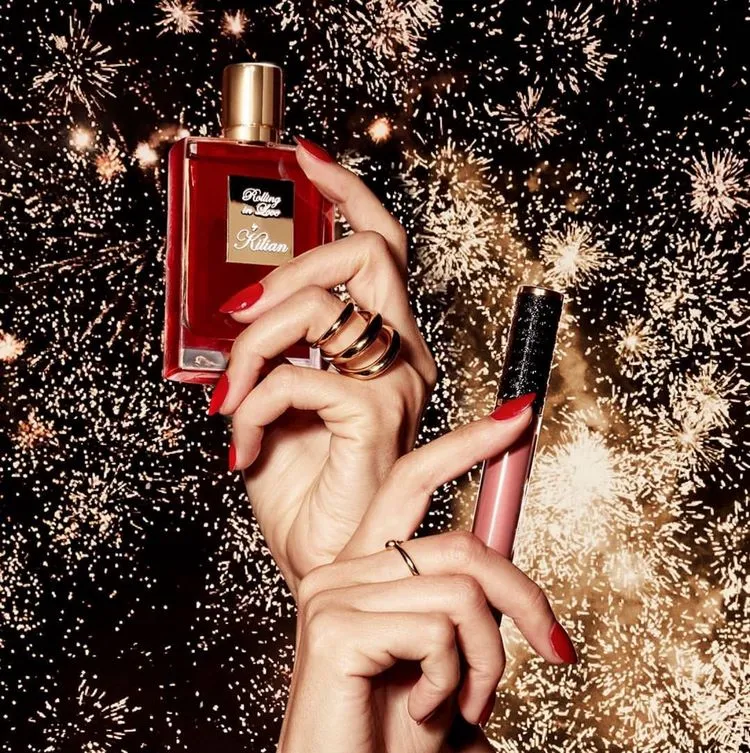 best perfumes to attract a man rolling in love by kilian