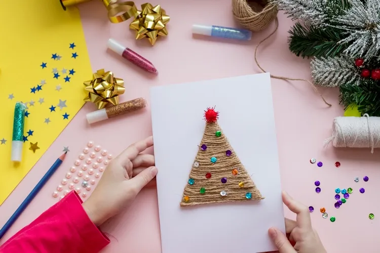 diy christmas tree greeting card with twine and sequins