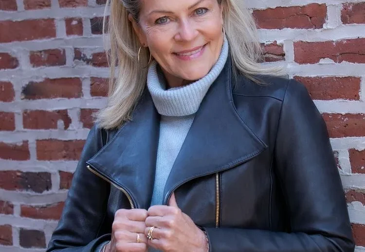 shoulder length haircuts for older women a versatile choice