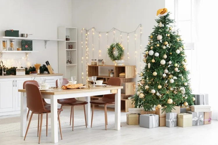 silver and gold christmas tree ideas 2023
