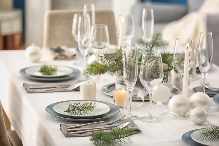 stylish christmas tablescape with centerpiece from natural materials