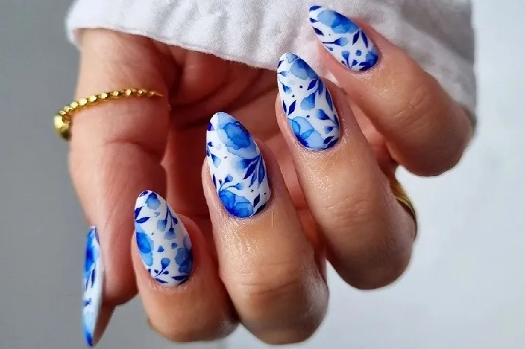 amazing blue nail art rebekahxpritchard