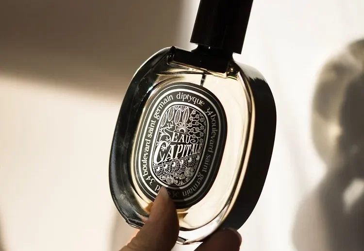 diptyque perfume eau capitale chypre floral fragrance