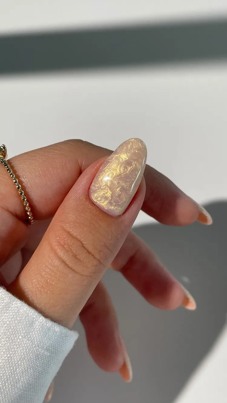 gold pearl nails 2023