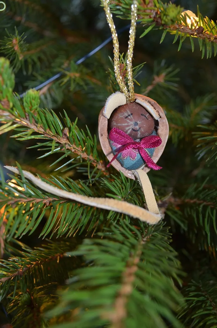 hazelnut mouse inside walnut shell festive diy christ,mas tree ornament