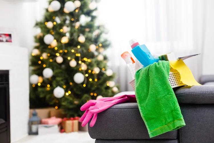 holiday cleaning checklist 2023
