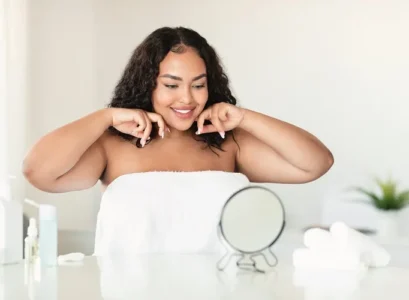 how to conduct a facial self lymphatic drainage massage