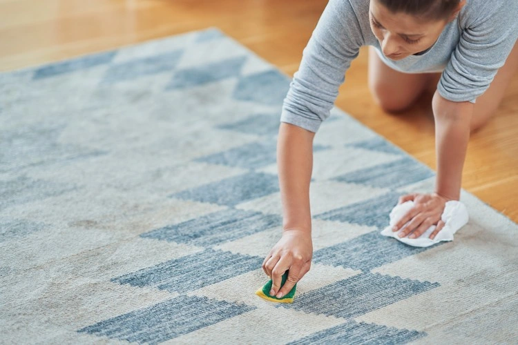 how to remove stains from toothpaste from carpets