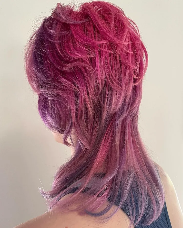 layered pink jellyfish haircut trends 2023