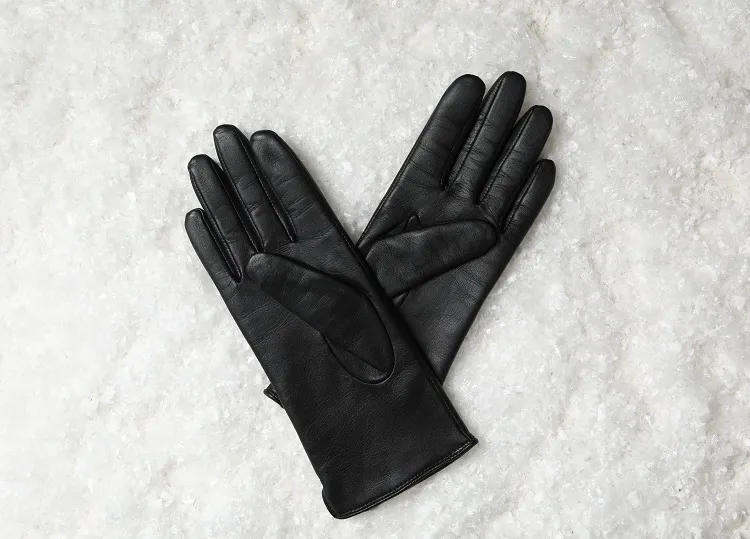 luxury stocking stuffers for her leather gloves