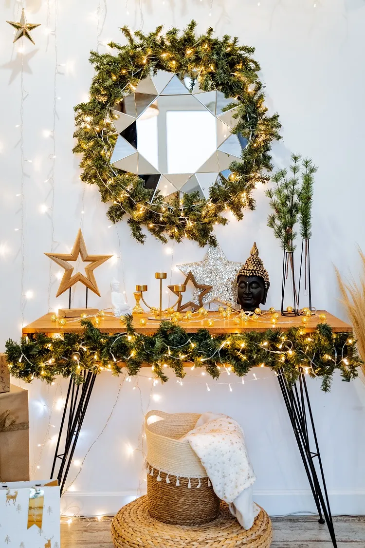 round mirror christmas decor idea with lights