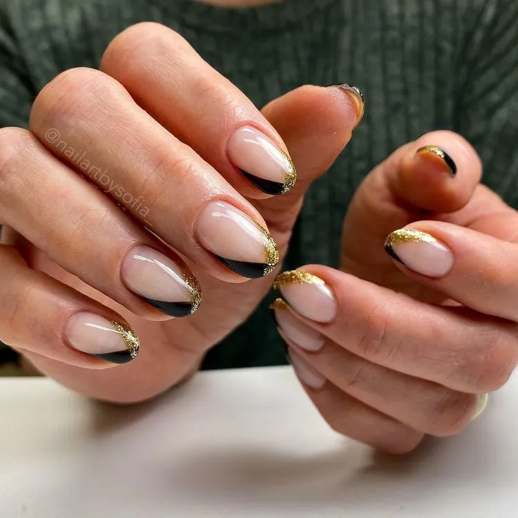 black and gold v french tips
