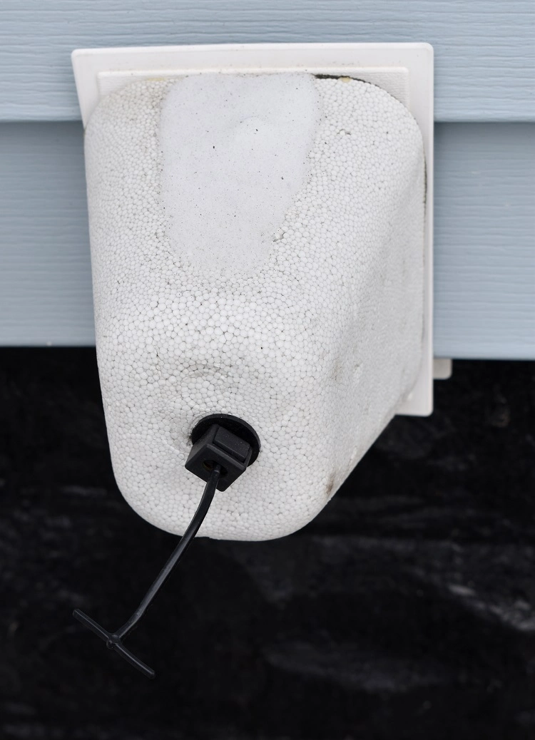 diy outdoor faucet cover for winter