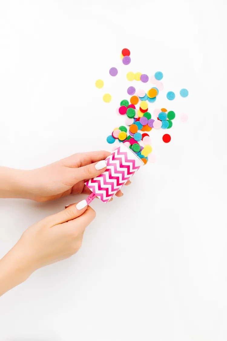 how to make confetti poppers without balloons
