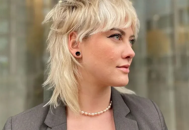 low maintenance short wolf haircut