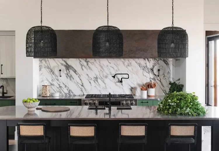 slab stone backsplash kitchen trends 2024