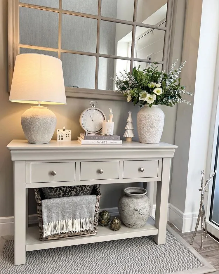 style the bottom of the console table