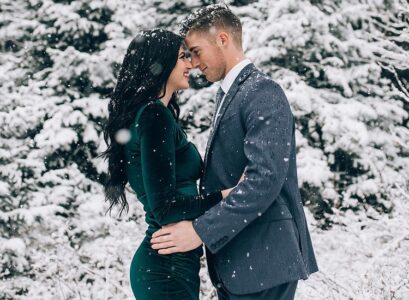amazing winter outfits for engagement photos ideas 2024