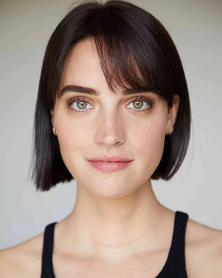 cute blunt bob with side bangs for straight hair