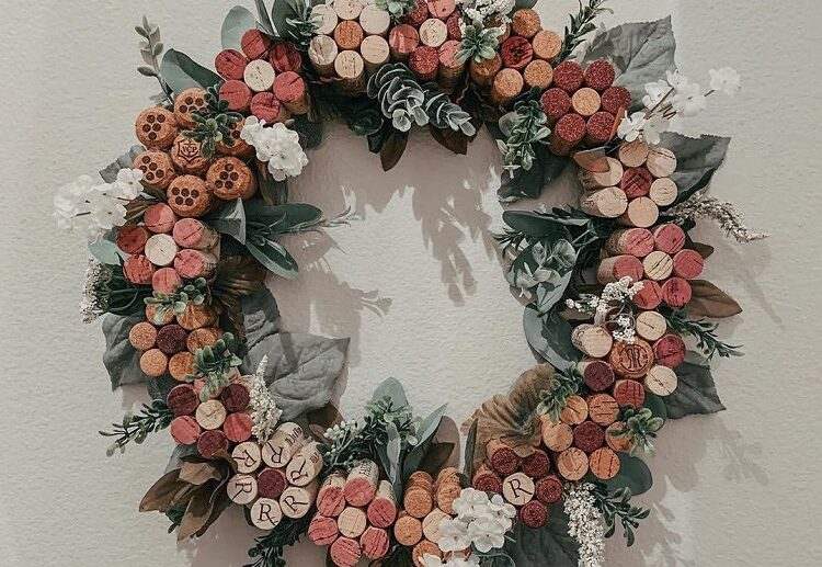 easy creative wine cork crafts for adults and children