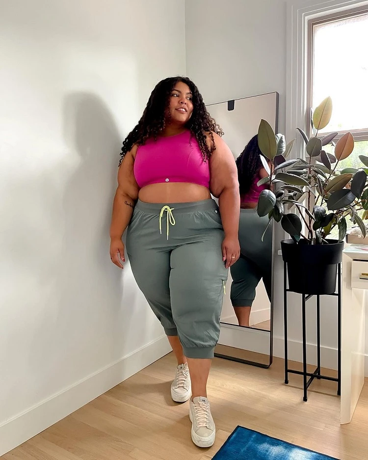 fitness outfit ideas for plus size women