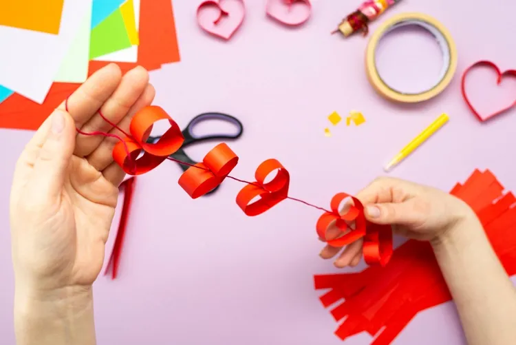 how to make diy valentine's day garland step by step