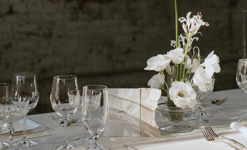 minimalist wedding table decoration ideas on a budget